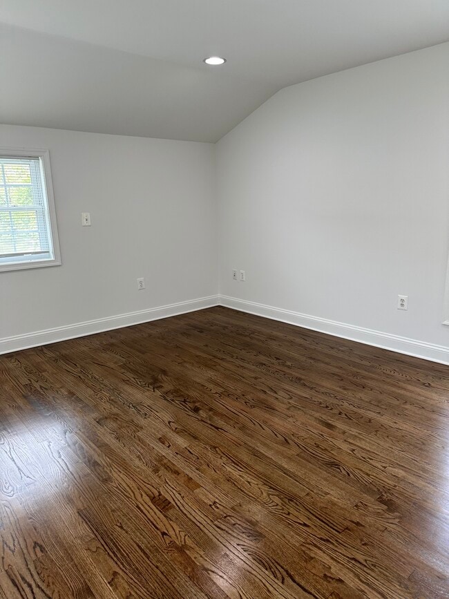 Building Photo - 5628 7th Rd S