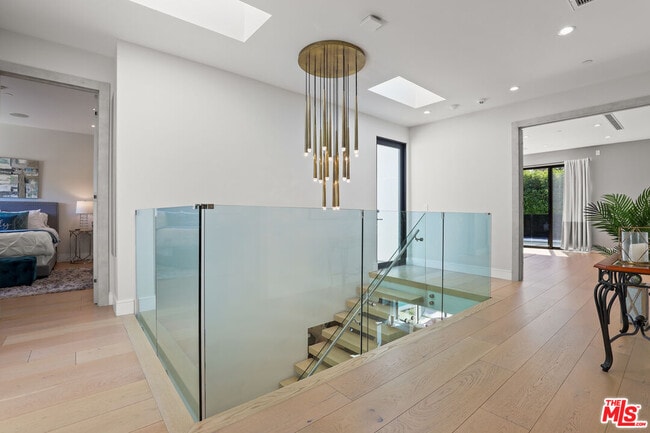 Building Photo - 13812 Cumpston St