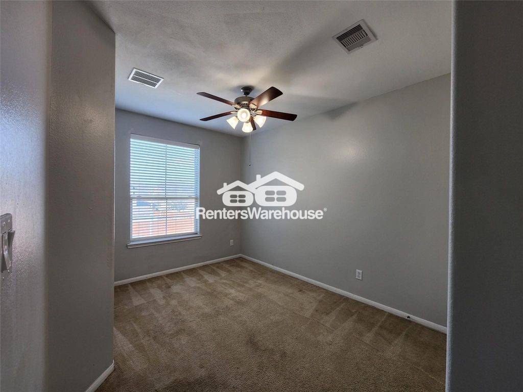 Building Photo - 9346 Valley Tree Ln