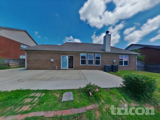 Building Photo - 1004 Abberley Cir