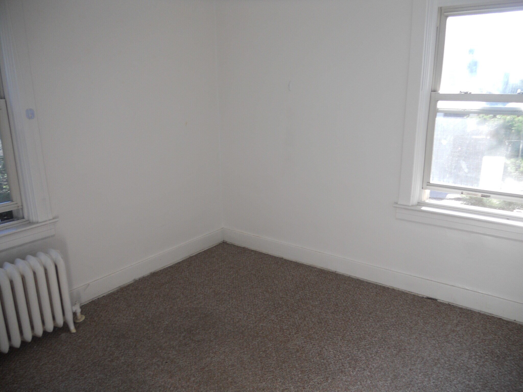 Building Photo - 2201 Pittock St