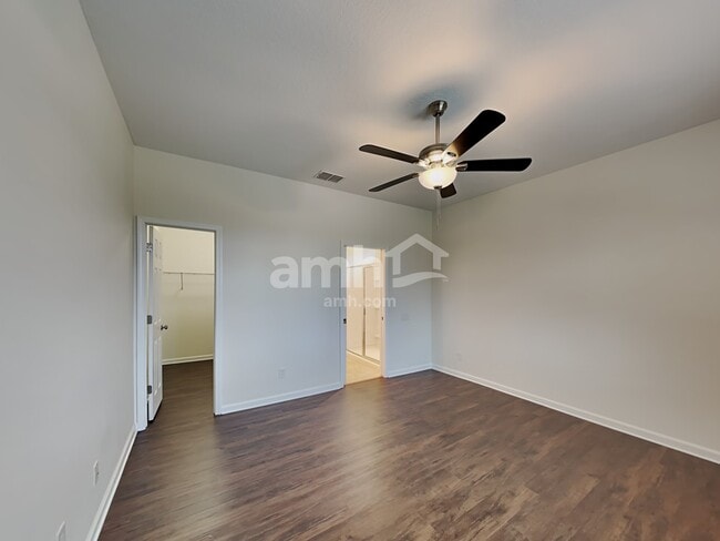Building Photo - 5562 107th Terrace E