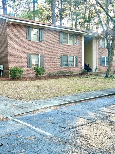 Building Photo - Whitfield