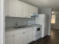 Building Photo - 415 12th St W
