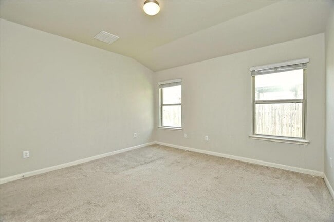 Building Photo - 600 Allens Creek Way