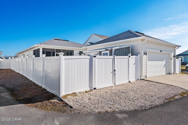 Building Photo - 1301 Savory Ct