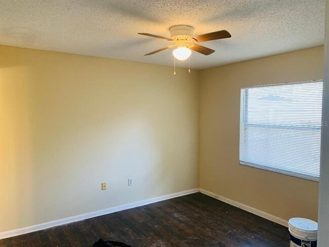 Building Photo - 272 Granite Dr