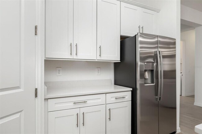 Building Photo - 5617 Lightning Whelk Ln