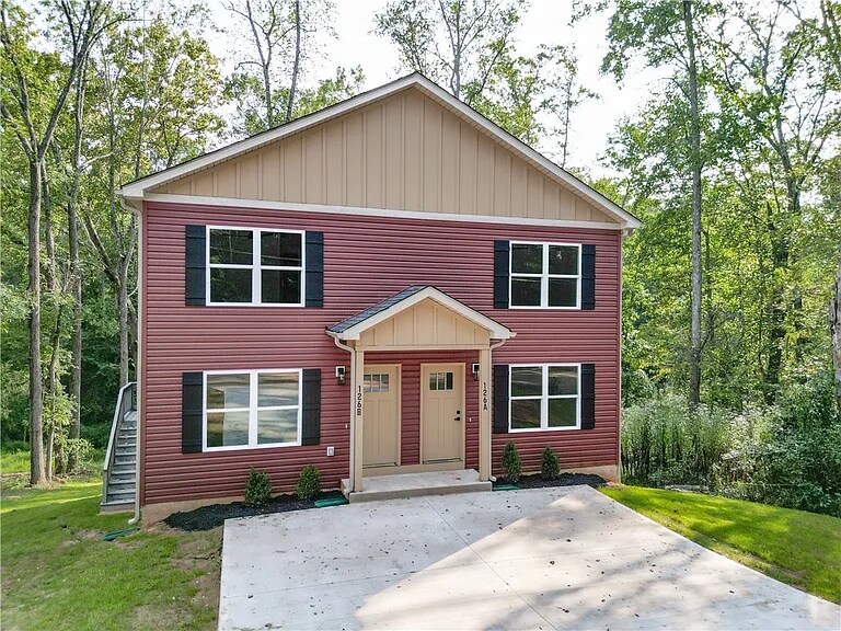 Primary Photo - 126A Brookmeade Dr