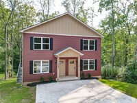 Building Photo - 126A Brookmeade Dr