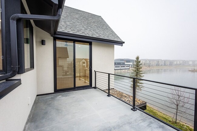 Building Photo - Brand New Townhouse in Luxury Neighborhood