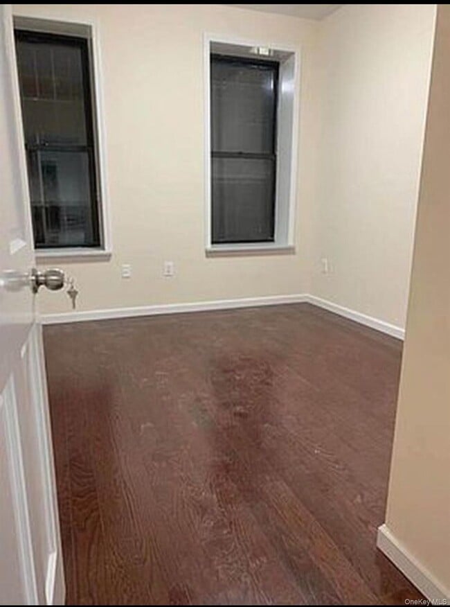 Building Photo - 1478 Broadway