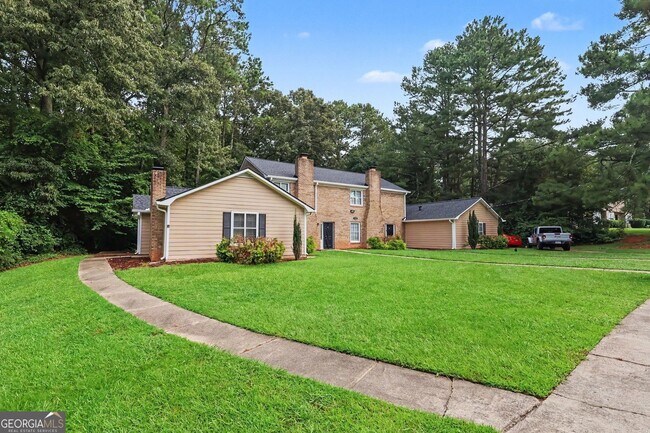 Building Photo - 2623 Dorian Dr SW