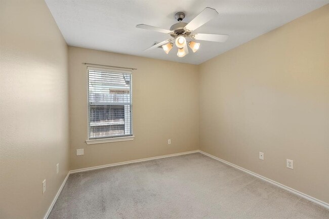 Building Photo - 5030 Birch Manor Ln