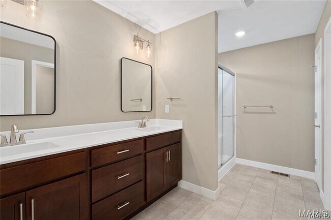 Building Photo - 401 Marbleton Cir