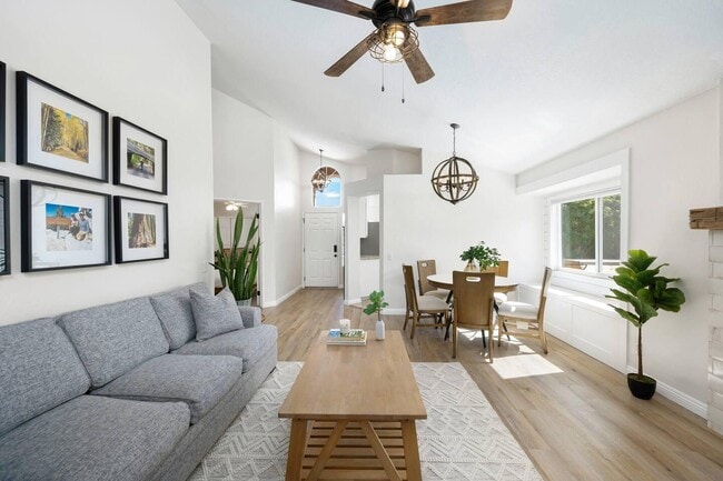 Building Photo - 46253 Mesa Verde Trail