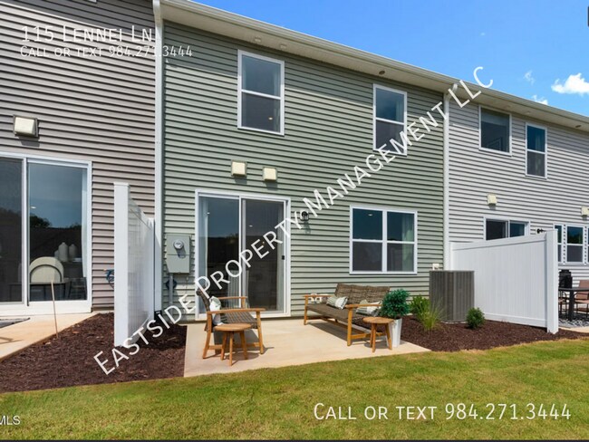 Building Photo - 115 Lennei Ln