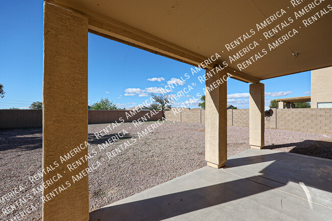 Building Photo - 910 S 118th Ln