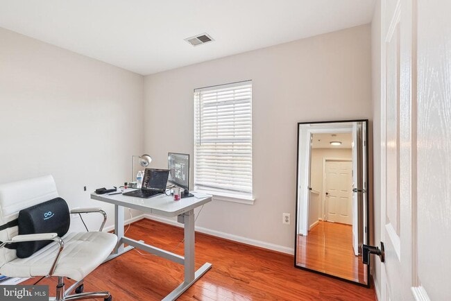 Building Photo - 7510 E Plateau Dr