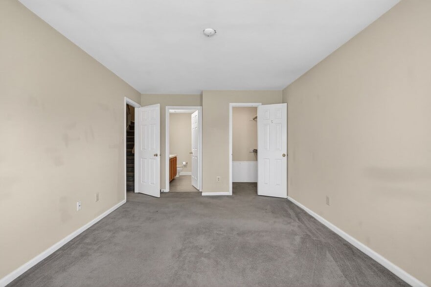 Building Photo - 4202 Waltham Ct