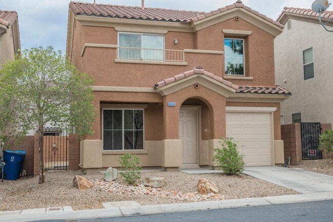 Building Photo - 3 Bedroom, 2.5 Bath Two Story Home in Sout...