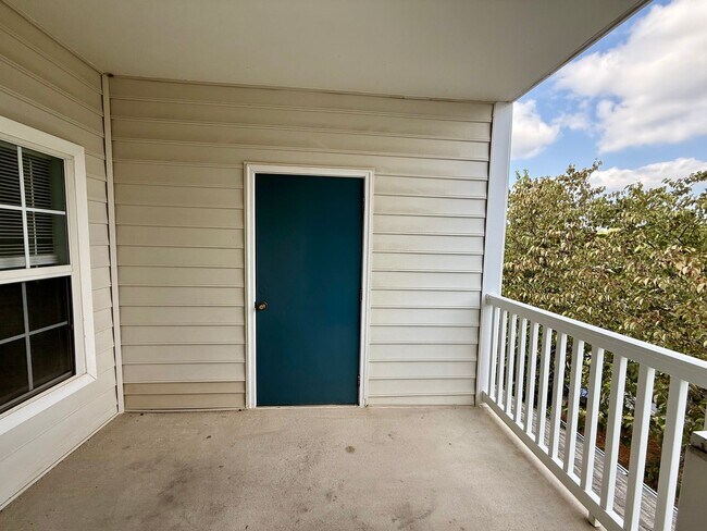 Building Photo - 925 Dorchester Pl