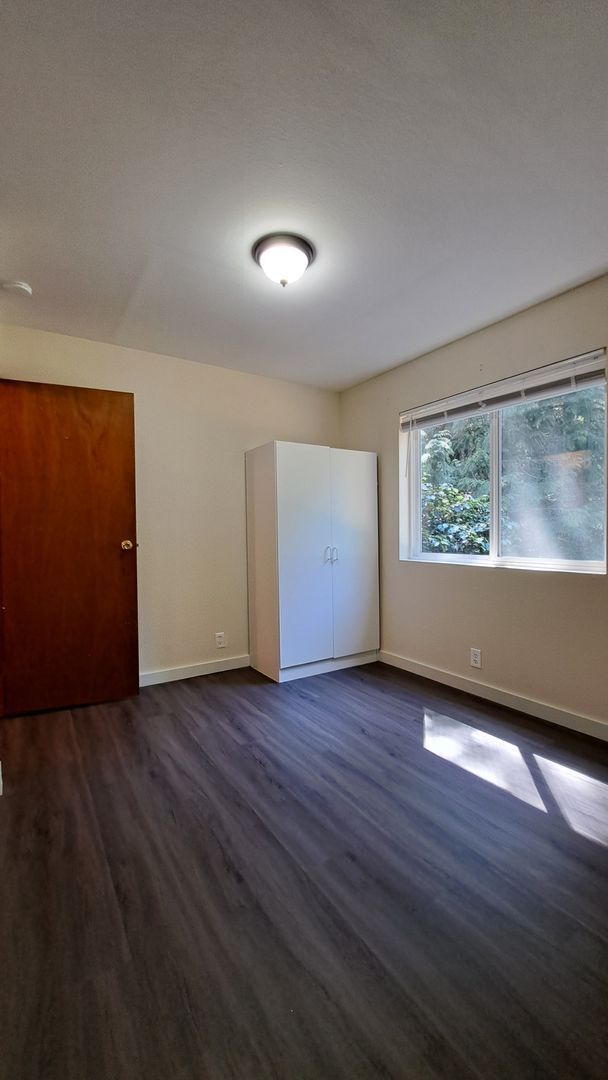 Building Photo - 3 Bedroom 2 Bath Home in Seabeck