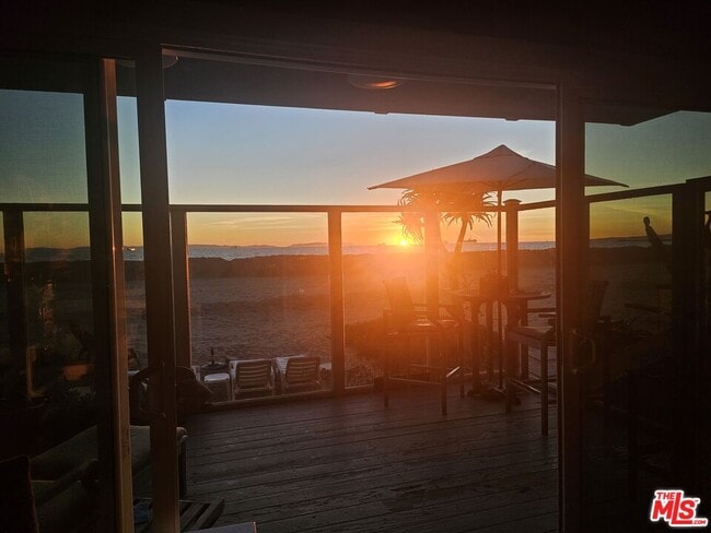 Building Photo - 73 Surfside Ave.