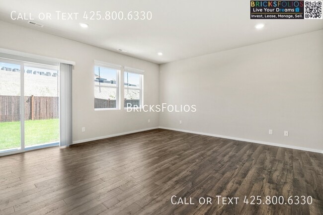 Building Photo - 1342 SW Pendleton Way
