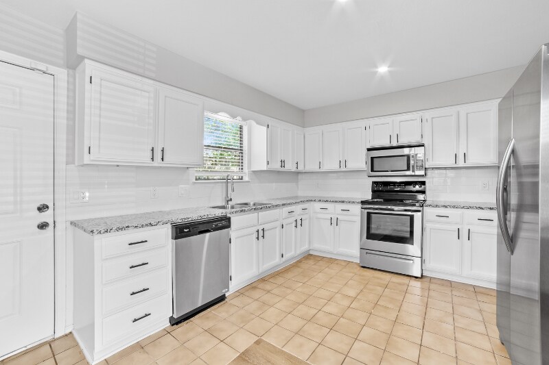Building Photo - 7008 S 78th E Ave