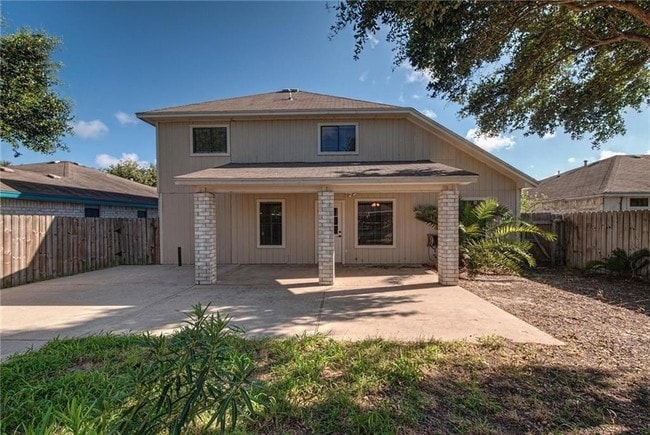 Building Photo - 742 St Lucy Dr