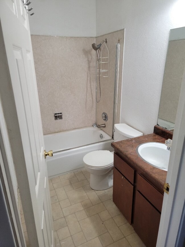 Building Photo - 6120 Merrywood Dr