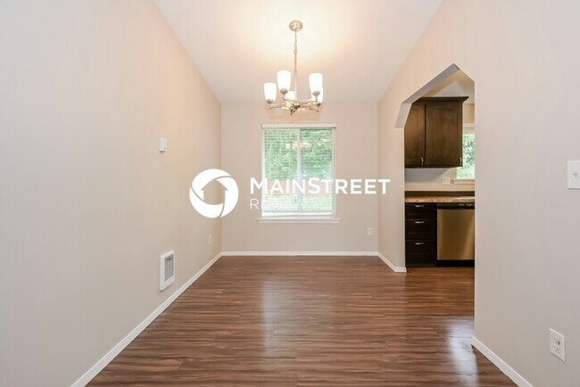 Building Photo - 3 Bedroom Pet-Friendly Home in GRAHAM, WA ...