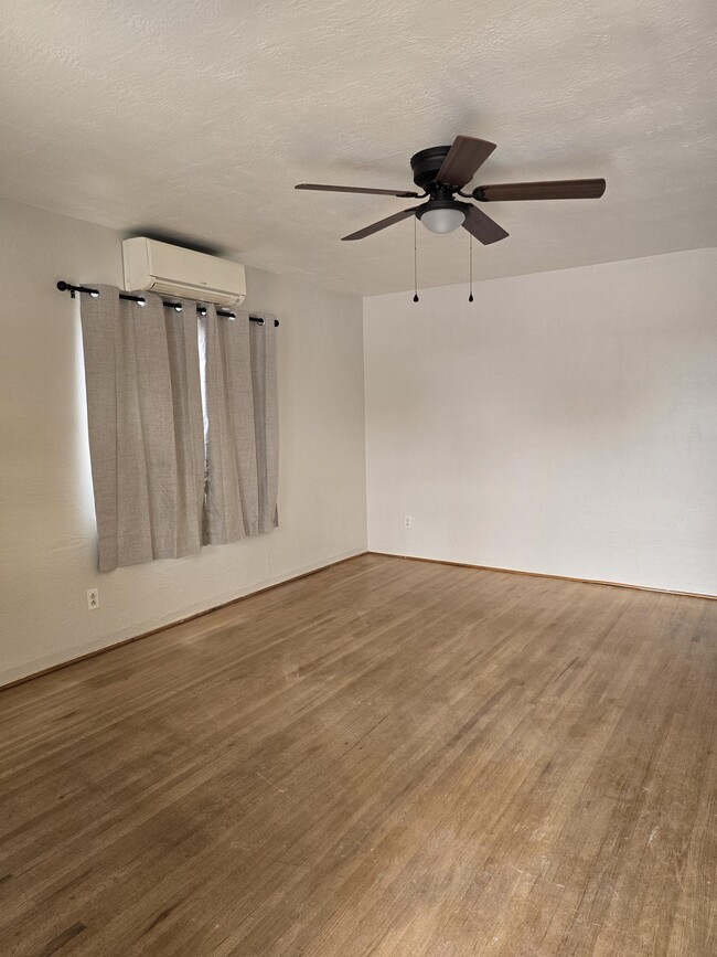 Building Photo - 3803 Thaxton Ave SE