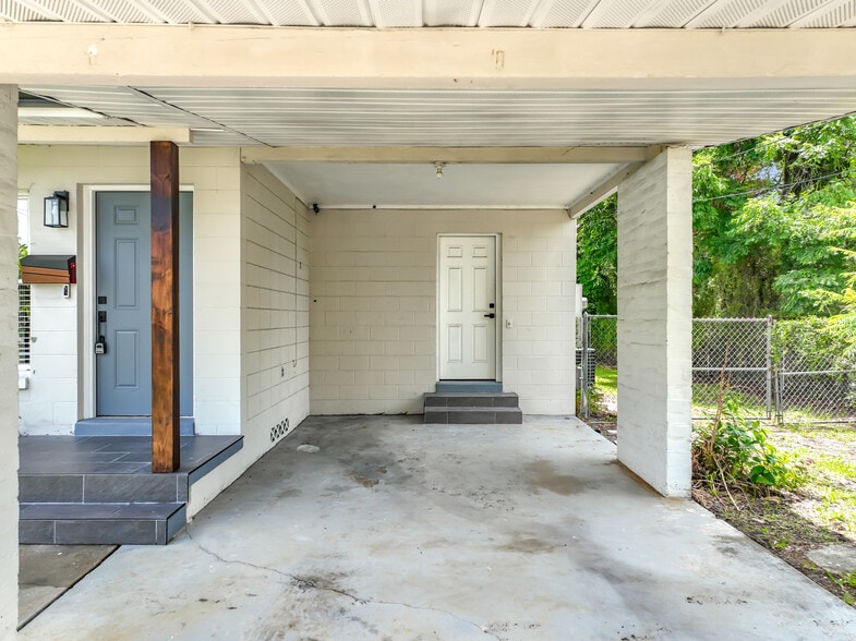 Building Photo - 3012 Rogan Rd