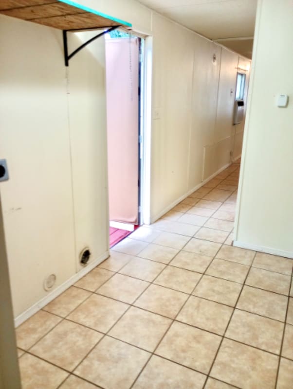 Building Photo - 6345 N Dona Ana Rd