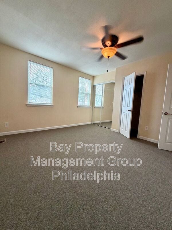 Building Photo - 1668 E Walnut Ln