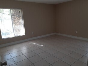 Building Photo - Green Tee - # 607