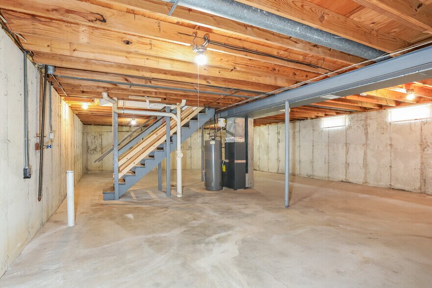 Building Photo - 1126 Borden Dr