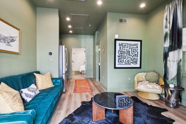 Primary Photo - 1738 N Rampart St