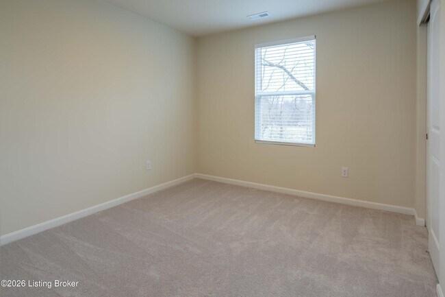 Building Photo - 2023 Lyndon Green Cir