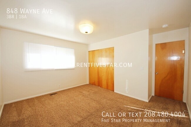 Building Photo - 848 Wayne Ave