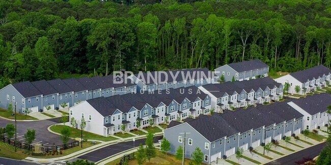Building Photo - 331 Bascomb Crst