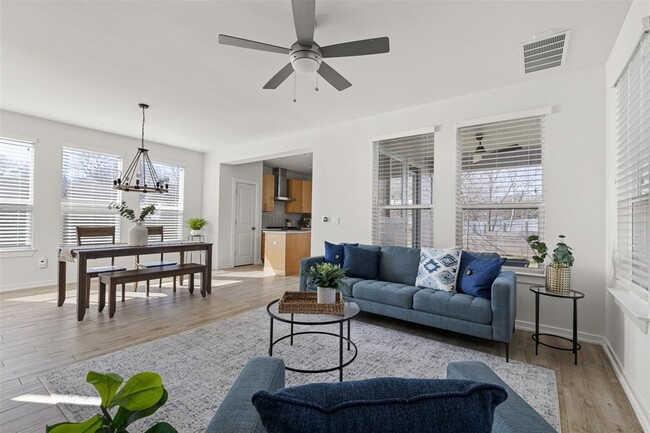 Building Photo - 1716 Adina St