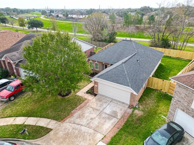 Building Photo - 21519 Sapphire Ct