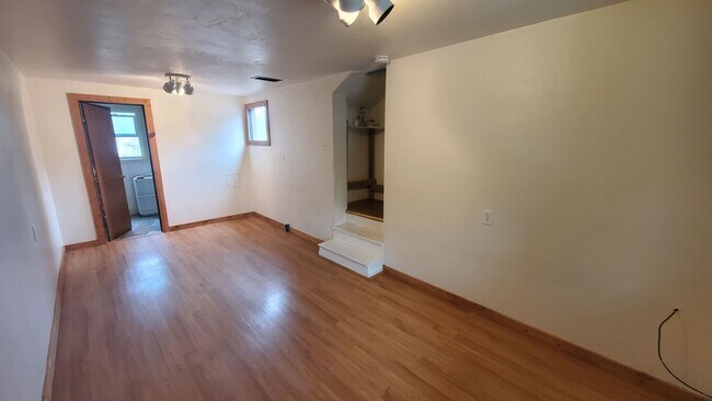 Building Photo - Johnson Duplex