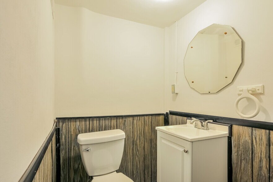 Building Photo - 2310 Mullanphy Ln