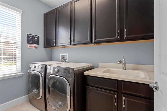 Building Photo - 8711 Terracina Lake Dr