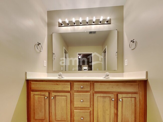 Building Photo - 5329 Deep Blue Ln