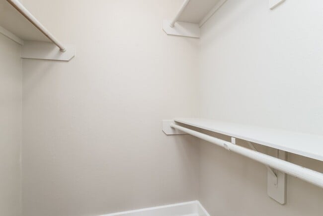 Building Photo - 10202 Farrell Dr